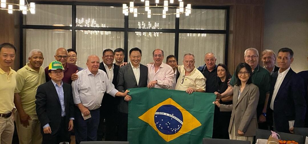 Encontro histórico fortalece laços entre sindicatos brasileiros e chineses